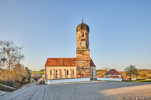 Gemeinde Wurmannsquick Landkreis Rottal-Inn Martinskirchen Kirsche Außen gerade (Dirschl Johann) Deutschland PAN